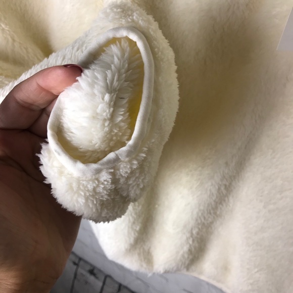 H&M Faux Shearling Sweater - Picture 5 of 11